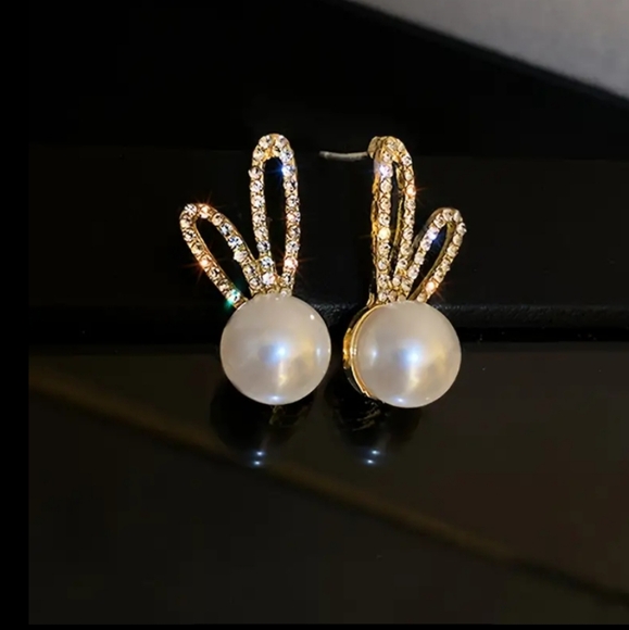Bunny Rabbit Rhinestone Pearl Earrings - Picture 1 of 7